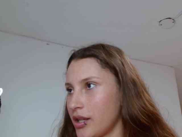 ElfLuna webcam