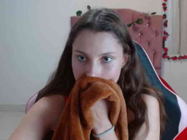 ElfLuna webcam