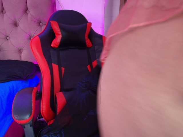 IrisRoses live cam on BongaCams