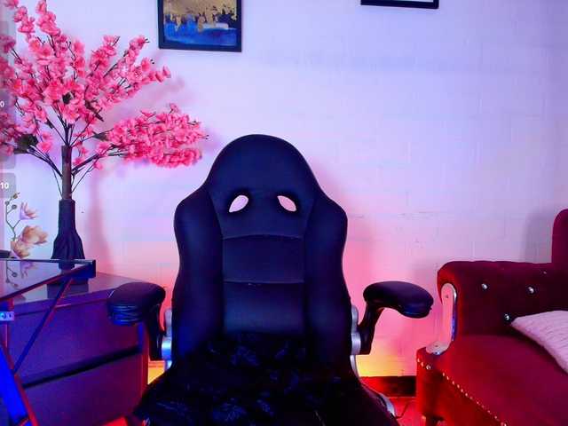 IrisRoses live cam on BongaCams
