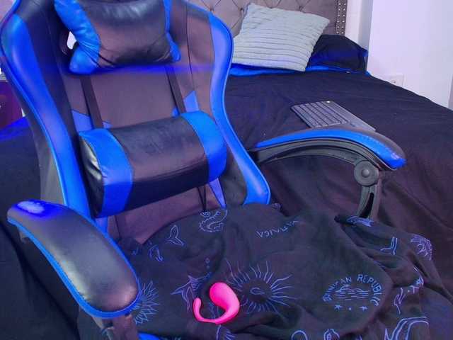IrisRoses live cam on BongaCams