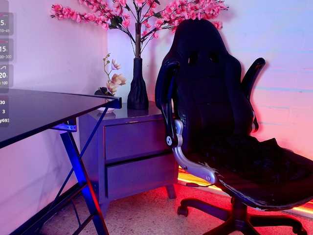 IrisRoses live cam on BongaCams