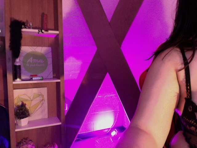 IrisRoses live cam on BongaCams