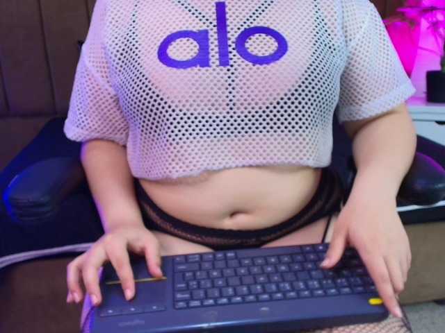 IrisRoses live cam on BongaCams