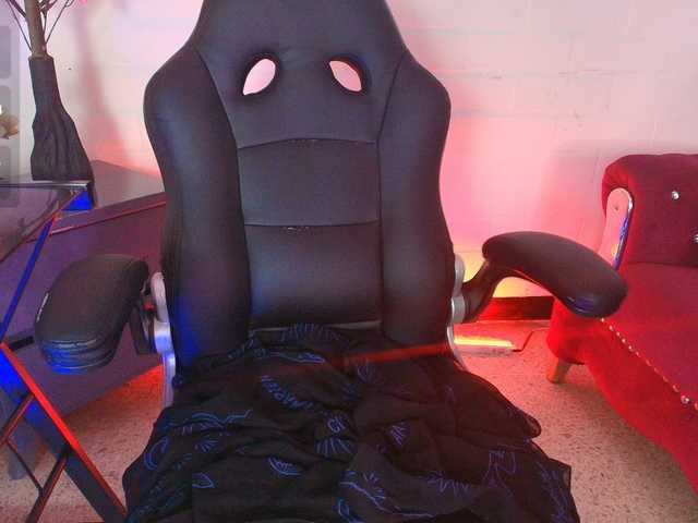 IrisRoses live cam on BongaCams