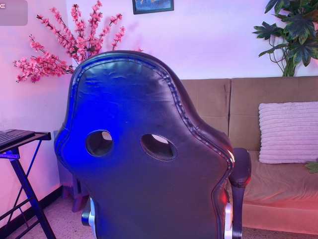 IrisRoses live cam on BongaCams