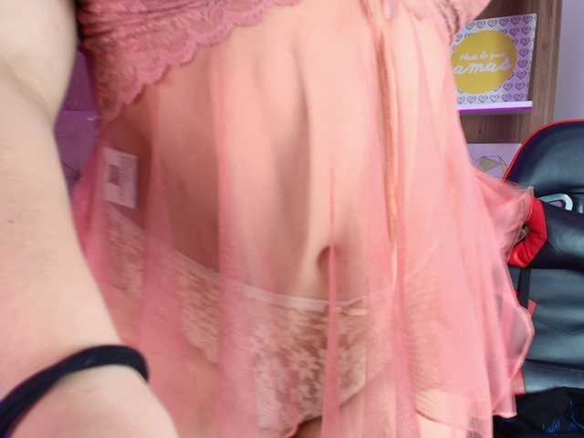 IrisRoses live cam on BongaCams
