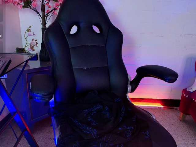 IrisRoses live cam on BongaCams