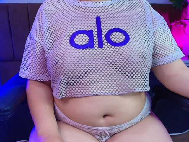 IrisRoses live cam on BongaCams