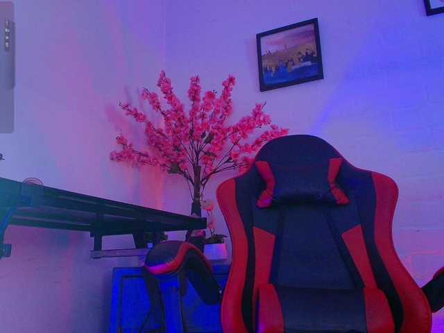 IrisRoses live cam on BongaCams