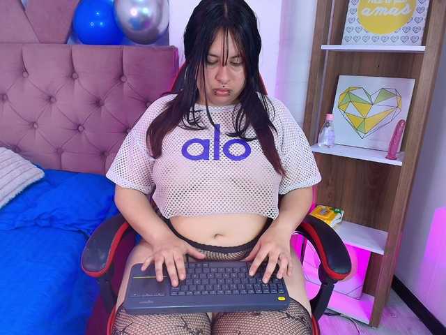IrisRoses live cam on BongaCams