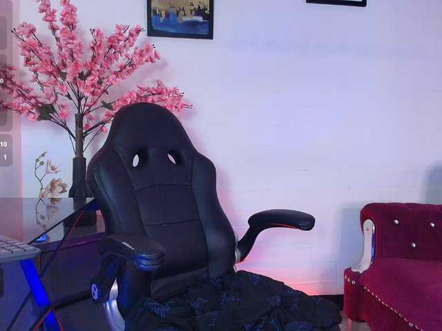 IrisRoses live cam on BongaCams