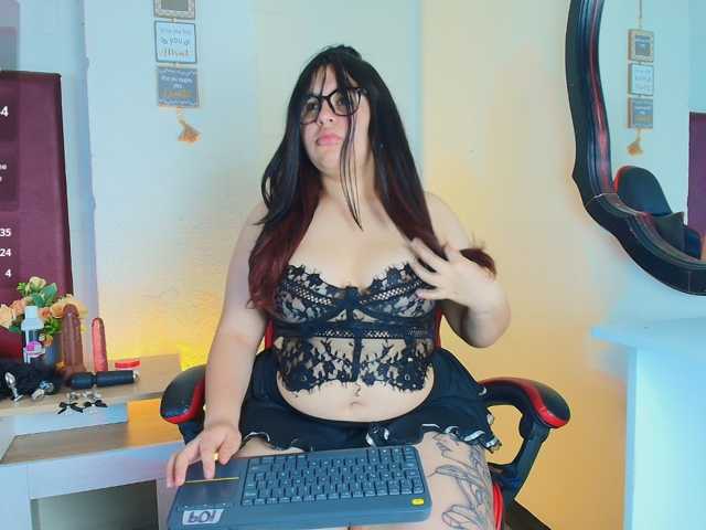 IrisRoses live cam on BongaCams