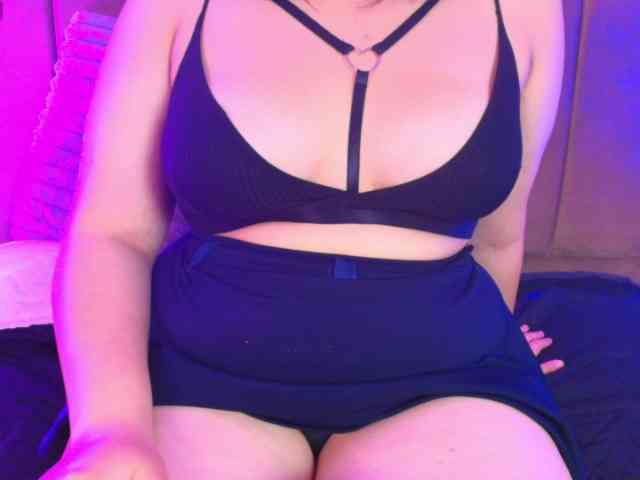 IrisRoses webcam