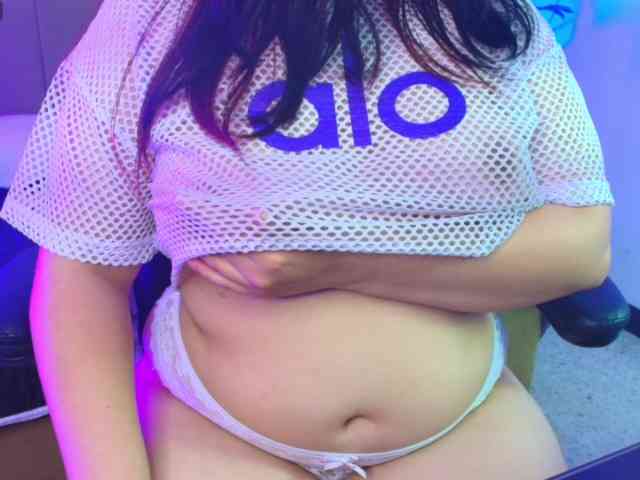 IrisRoses webcam