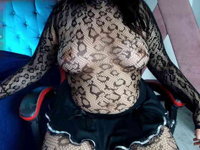 IrisRoses webcam