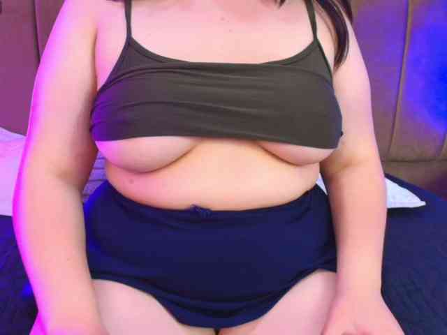 IrisRoses webcam