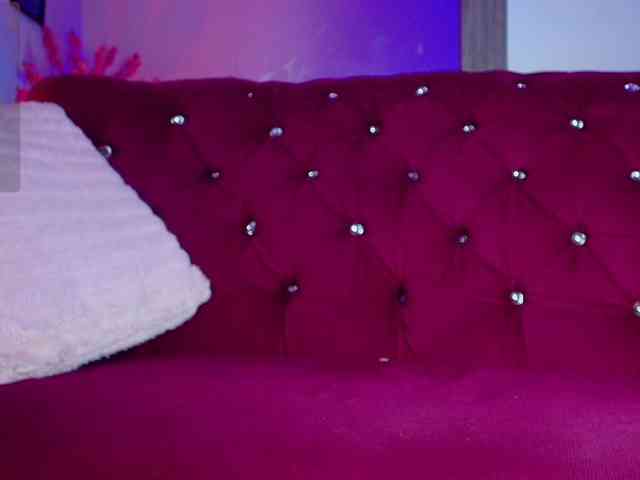 IrisRoses webcam
