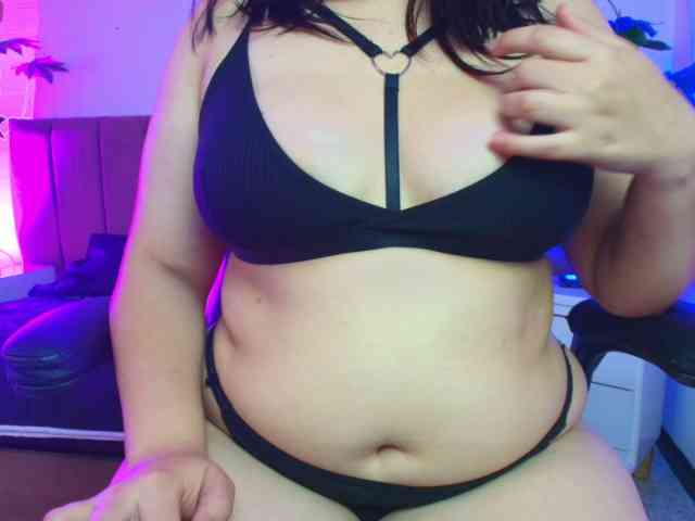 IrisRoses webcam