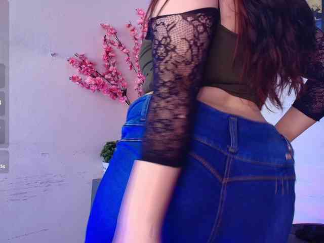 IrisRoses webcam