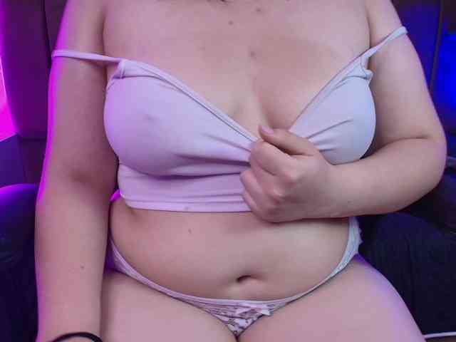 IrisRoses webcam