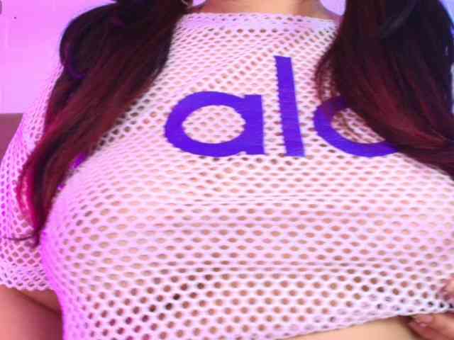 IrisRoses webcam