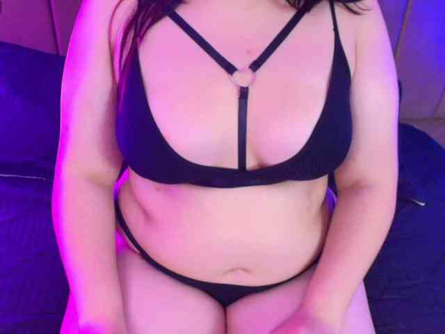 IrisRoses Live Webcam on BongaCams