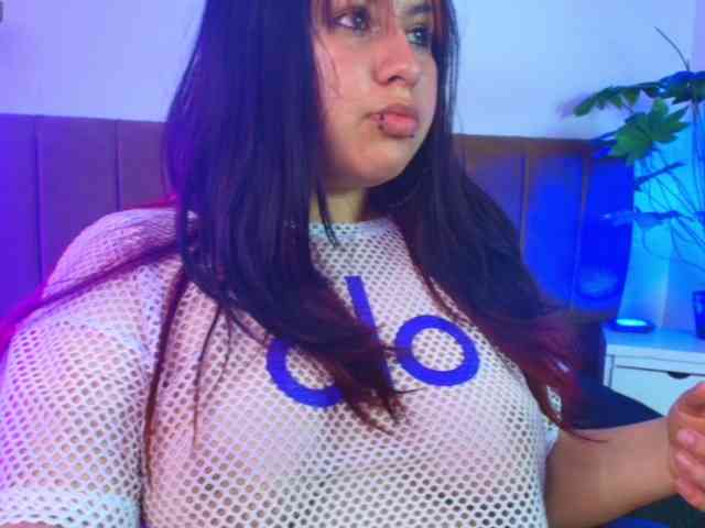 IrisRoses webcam