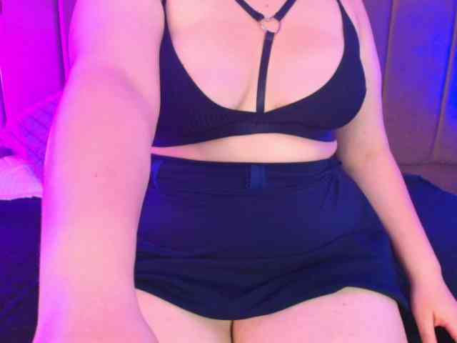 IrisRoses webcam