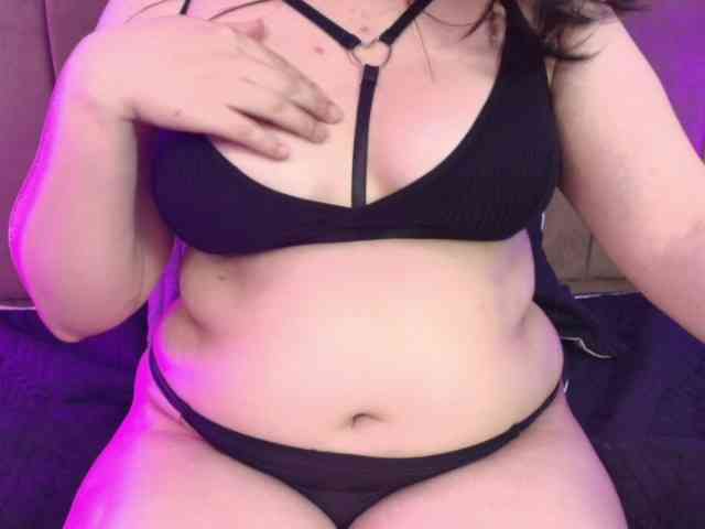IrisRoses webcam