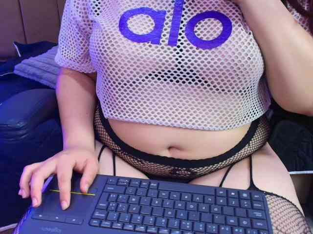 IrisRoses webcam
