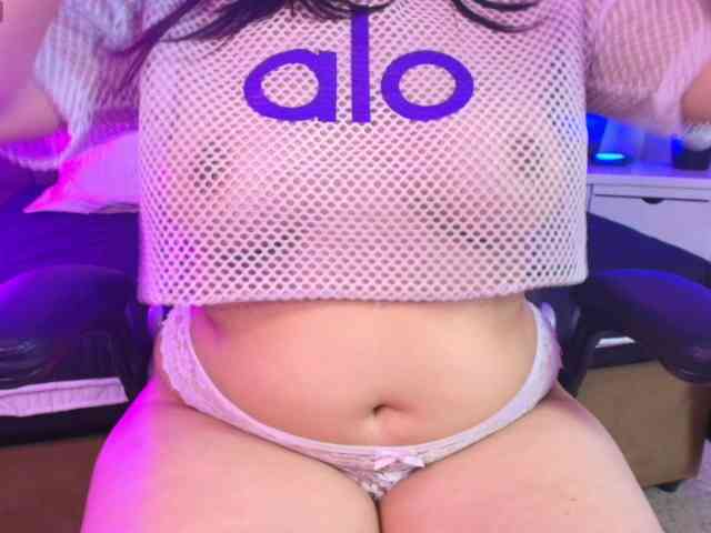IrisRoses webcam