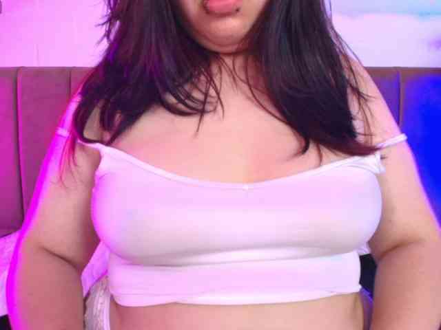 IrisRoses webcam