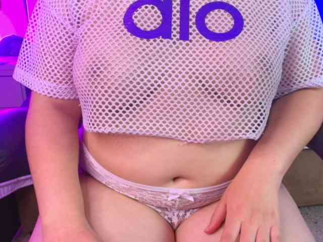IrisRoses webcam