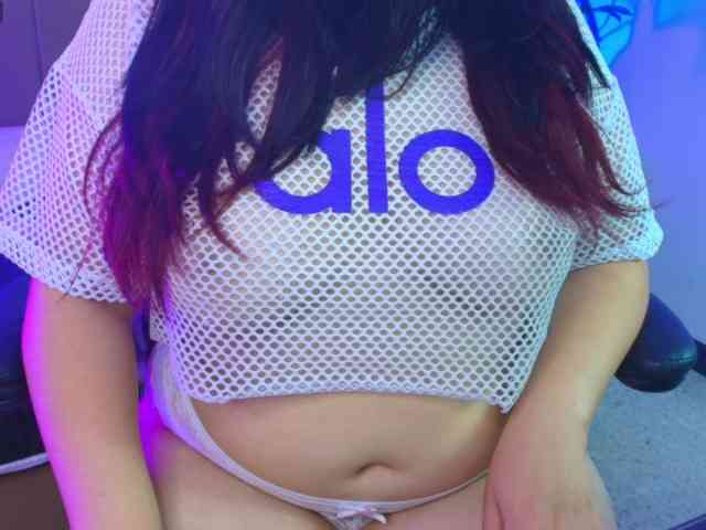 IrisRoses webcam