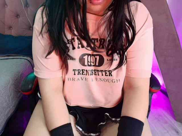 IrisRoses webcam