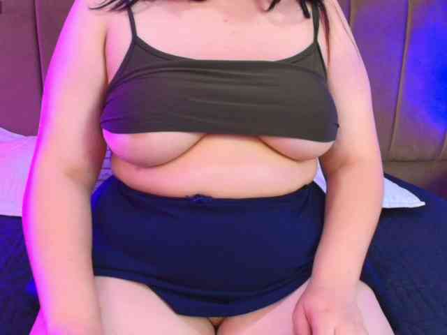 IrisRoses webcam
