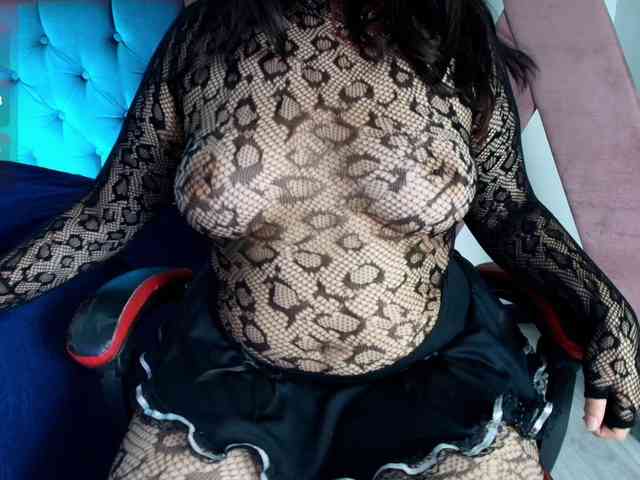 IrisRoses webcam