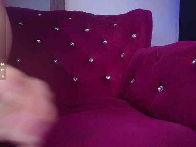 IrisRoses cam