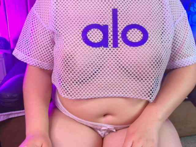 IrisRoses webcam