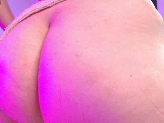 IrisRoses webcam