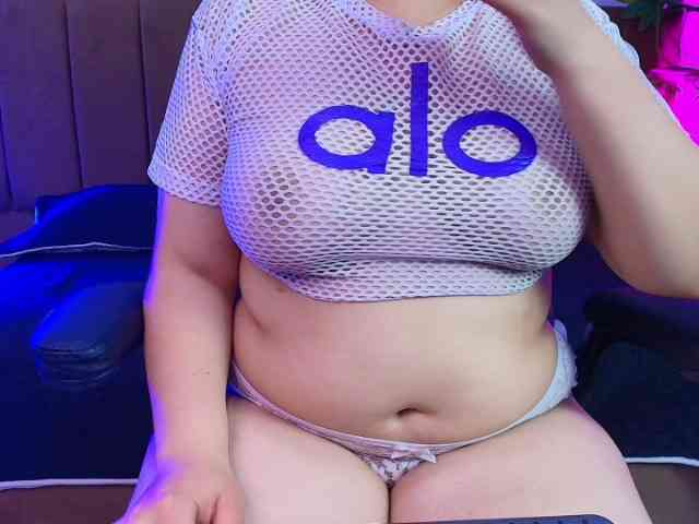 IrisRoses Live Webcam on BongaCams
