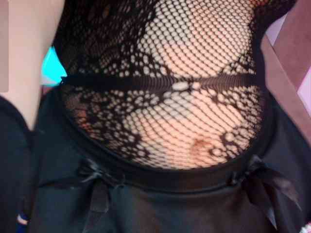 IrisRoses webcam