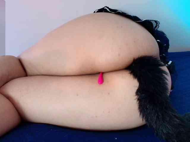 IrisRoses webcam