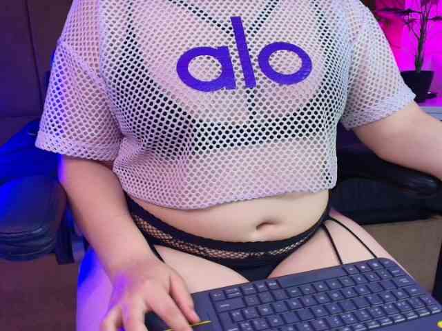 IrisRoses webcam