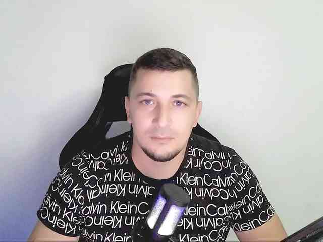 niklevel Live Webcam on BongaCams