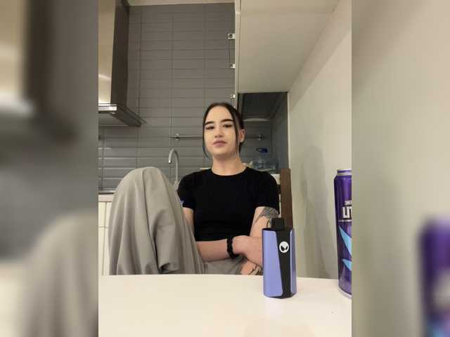 KiraKont live cam on BongaCams
