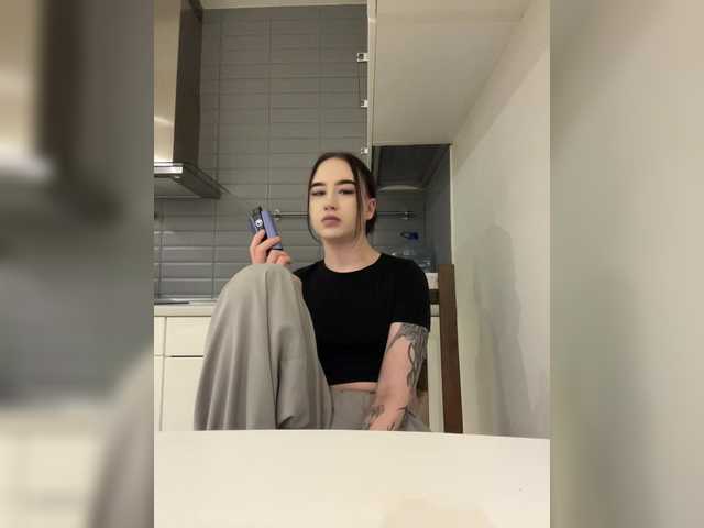KiraKont live cam on BongaCams