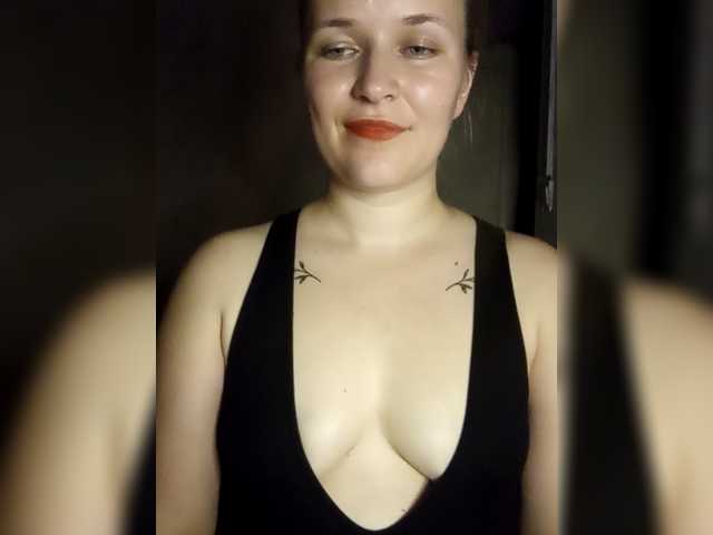 Dana18-1 live cam on BongaCams