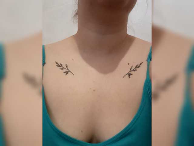 Dana18-1 live cam on BongaCams
